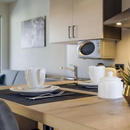 Justina 7 Apartments San Paolo  ภายนอก รูปภาพ