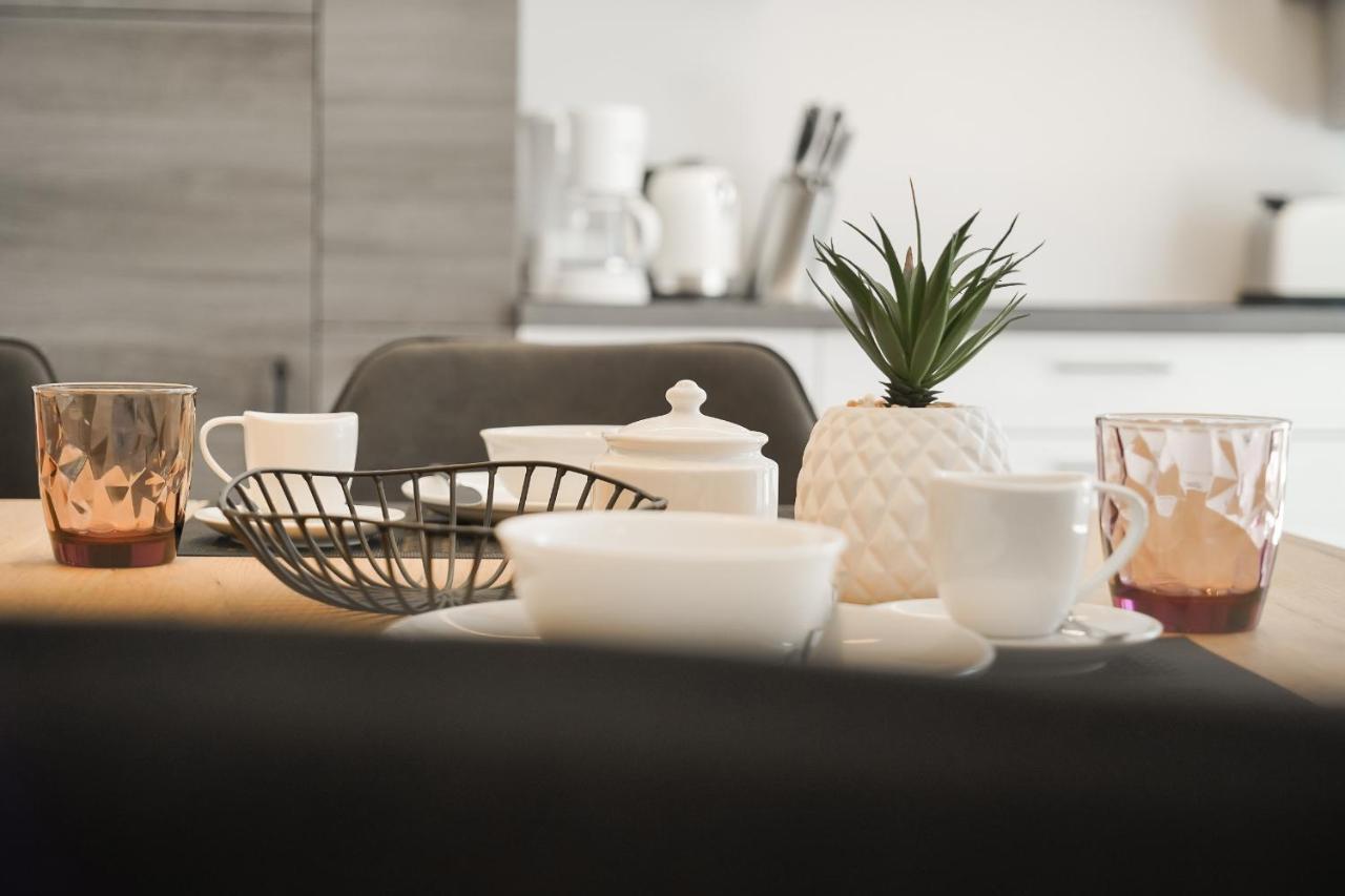Justina 7 Apartments San Paolo  ภายนอก รูปภาพ