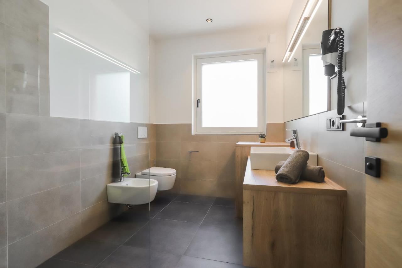 Justina 7 Apartments San Paolo  ภายนอก รูปภาพ