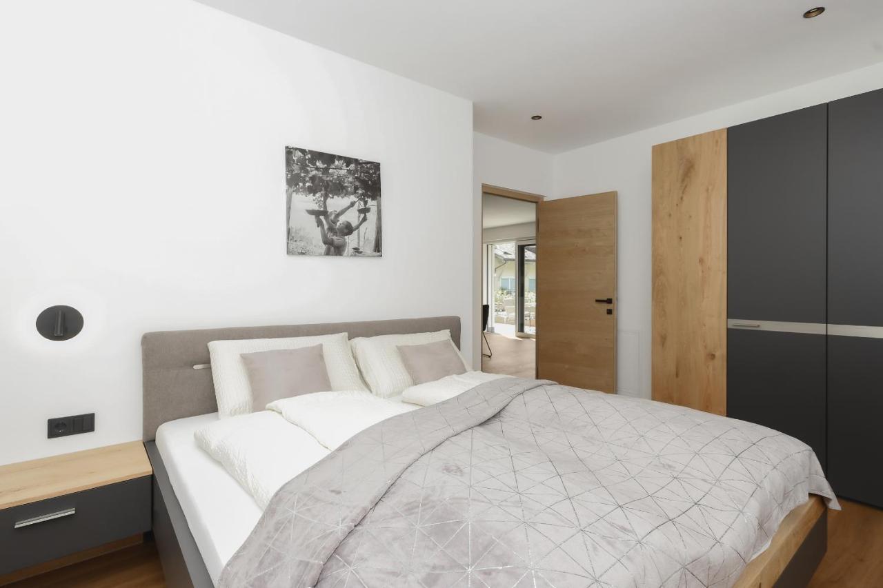 Justina 7 Apartments San Paolo  ภายนอก รูปภาพ