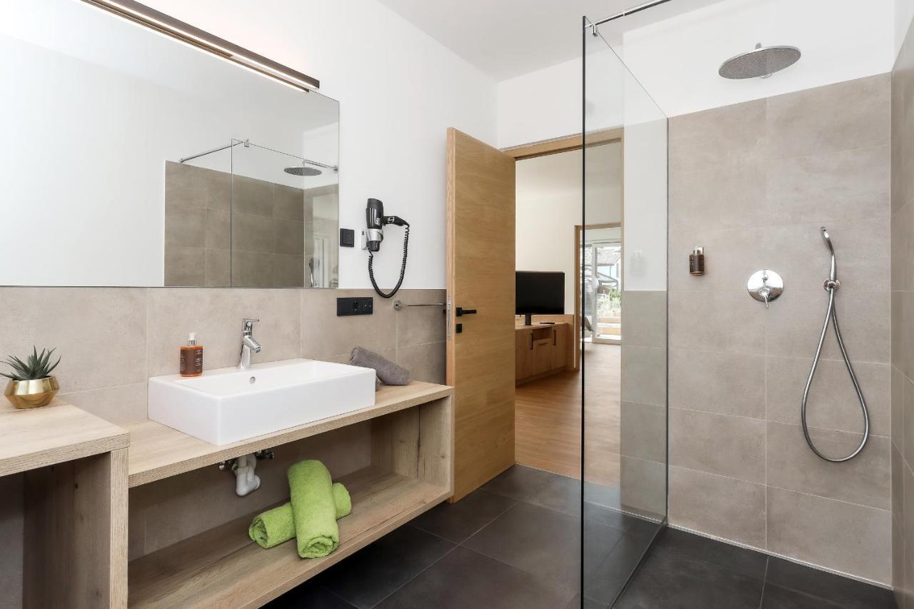 Justina 7 Apartments San Paolo  ภายนอก รูปภาพ